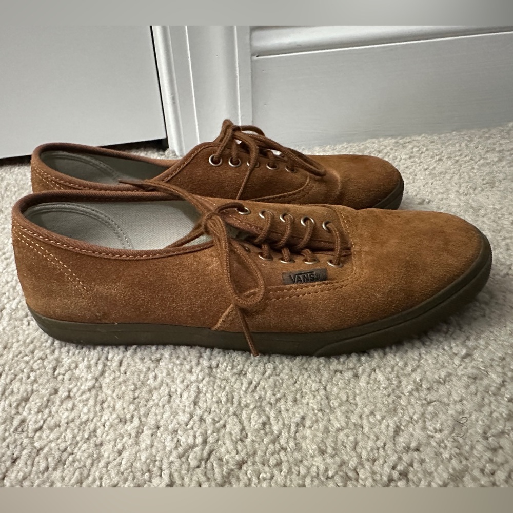 Vans Women’s size 8/Men’s size 6.5